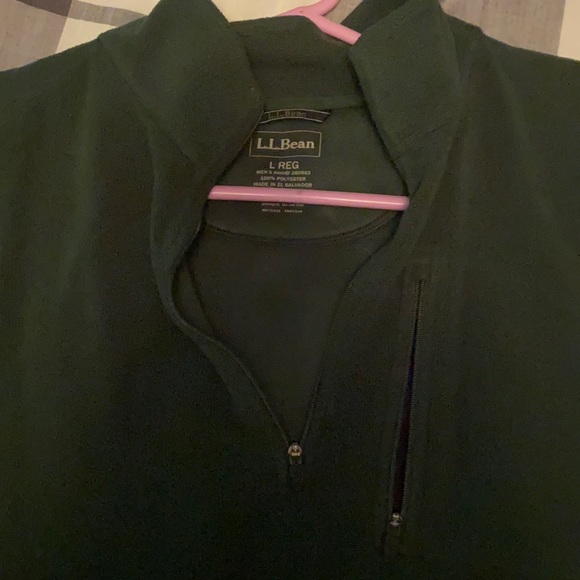 L.L. Bean Men’s 1/4 Fleece - Picture 3 of 3